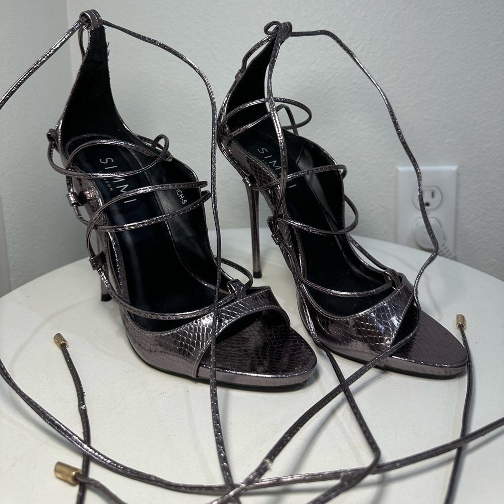 SIMMI London Gunmetal lace up heels.